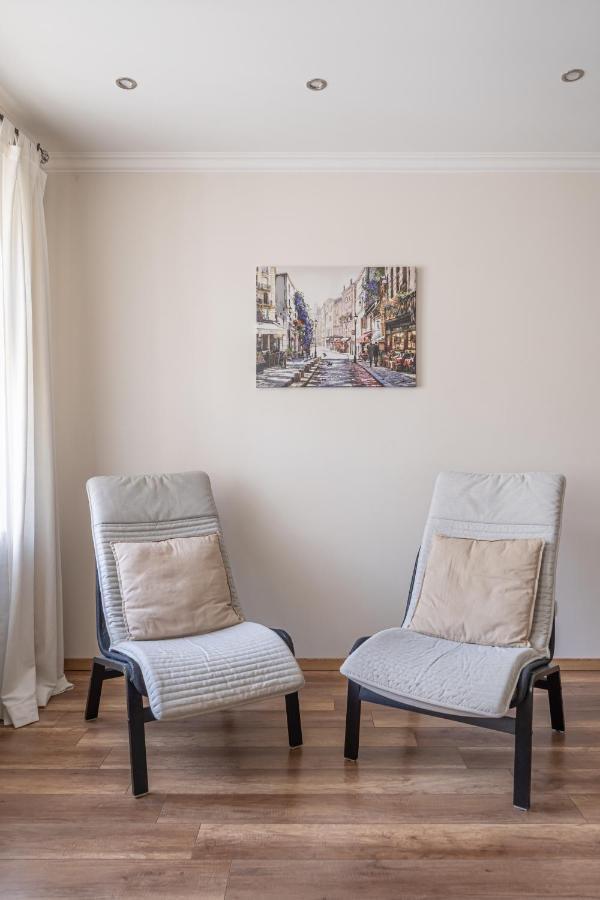 Top-floor With Courtyard View In Unesco Area, Murnieku Street Рига